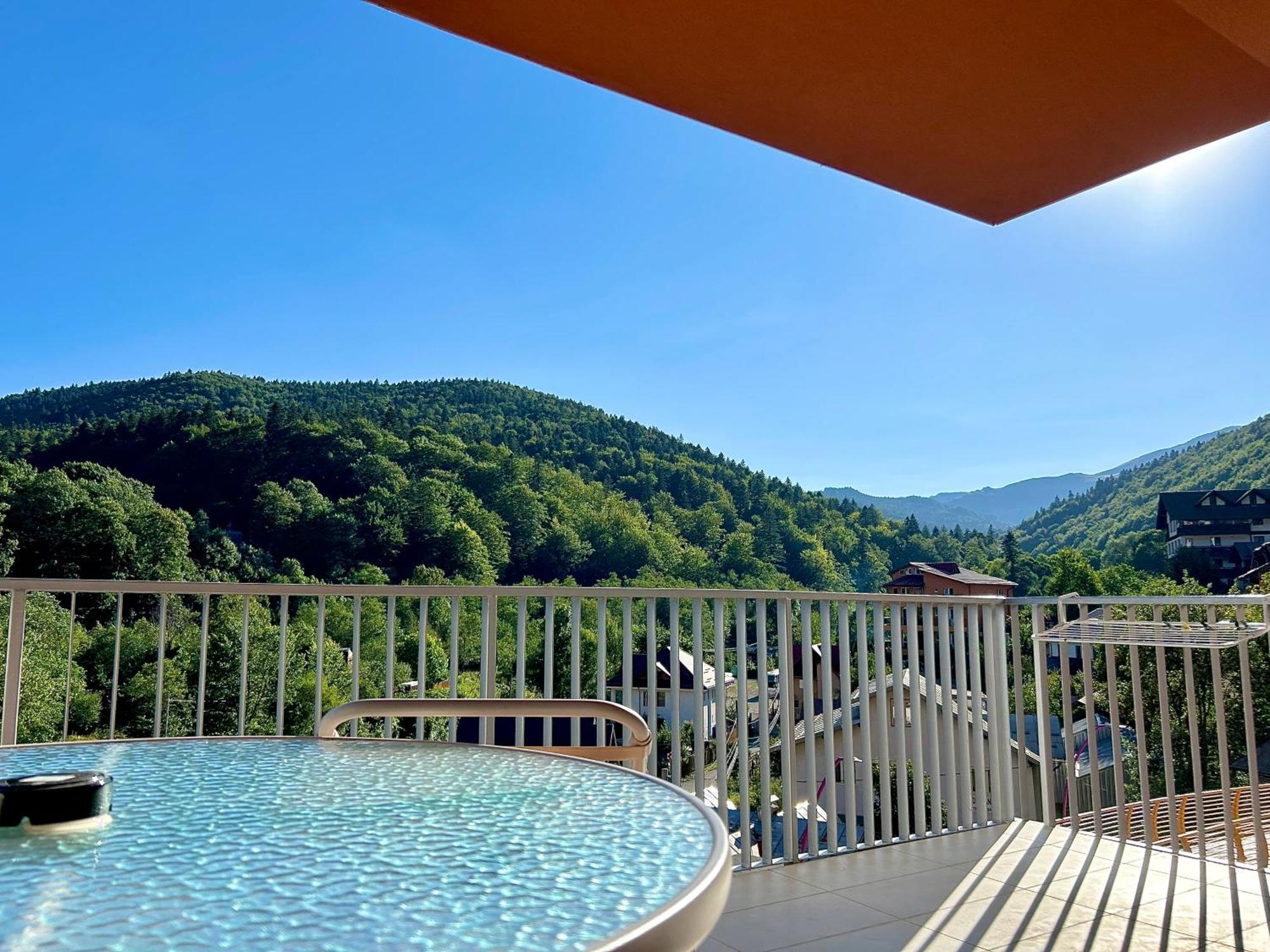Morning Panoramic View Apartment Синая Екстериор снимка